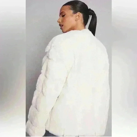 PrettyLittleThing Faux Fur Bubble Coat Cream Ivory Oversized Women’s Size 12 - Picture 3 of 11